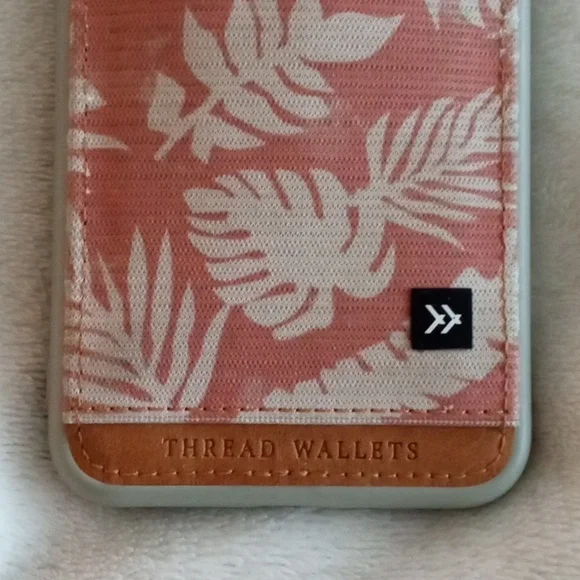 Thread Wallets Case - Picture 3 of 9